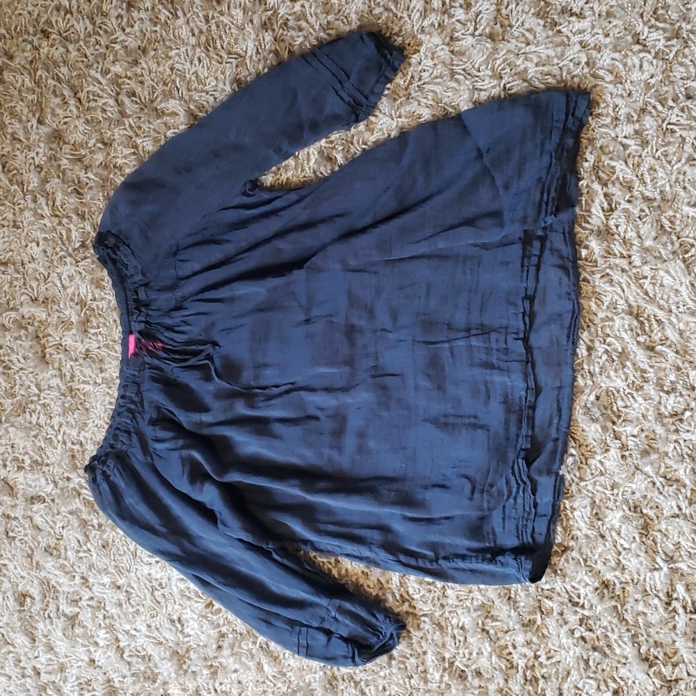 Pookie & Sebastian top